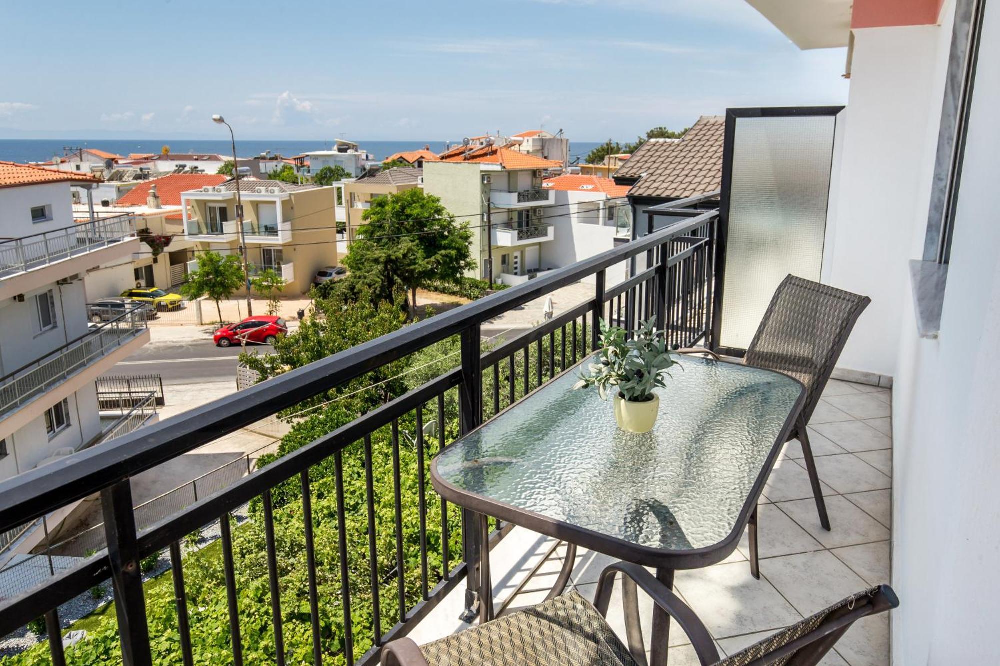 Ianos Apartments Potós Eksteriør bilde