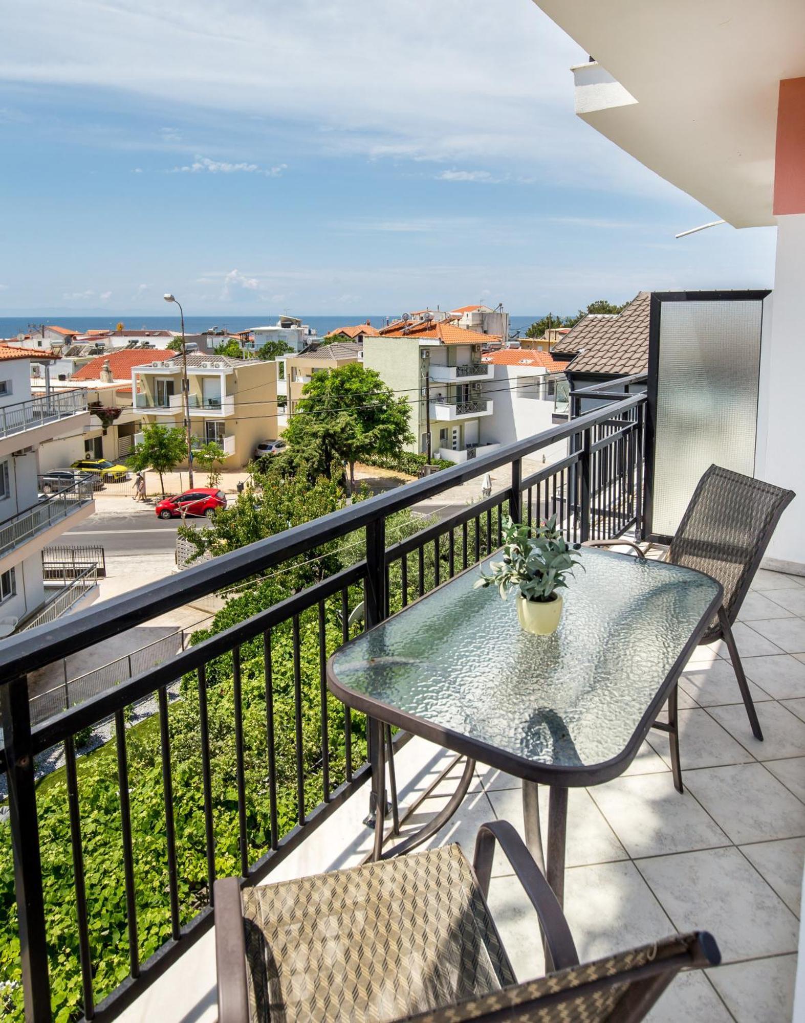 Ianos Apartments Potós Eksteriør bilde